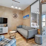 Granaria Premium Riverside & Parking By Downtown 4* Gdansk