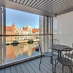 Granaria Premium Riverside & Parking By Downtown Hotel apartamentowy Gdańsk
