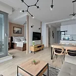Granaria Premium Riverside & Parking By Downtown Hotel apartamentowy Gdańsk
