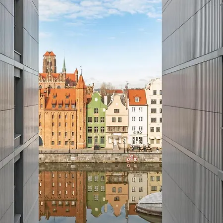 Aparthotel Granaria Premium Riverside & Parking By Downtown