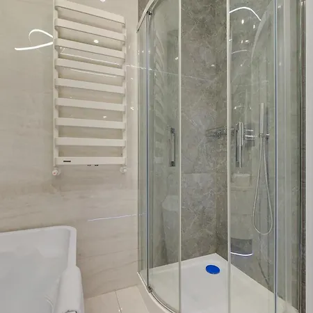 Granaria Premium Riverside & Parking By Downtown 4* Gdańsk