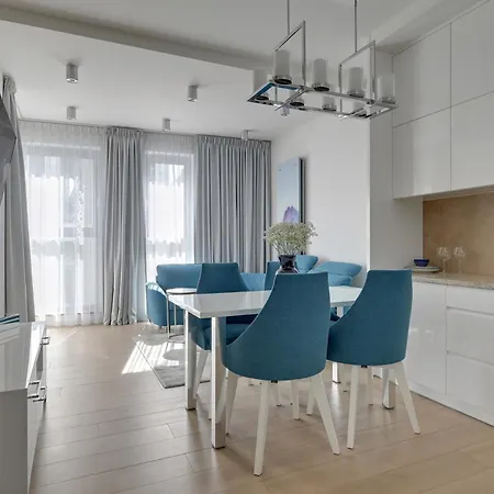 Granaria Premium Riverside & Parking By Downtown 4*