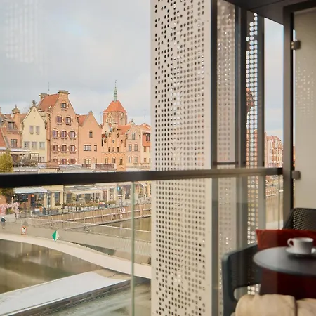 Granaria Premium Riverside & Parking By Downtown 4* Gdaňsk