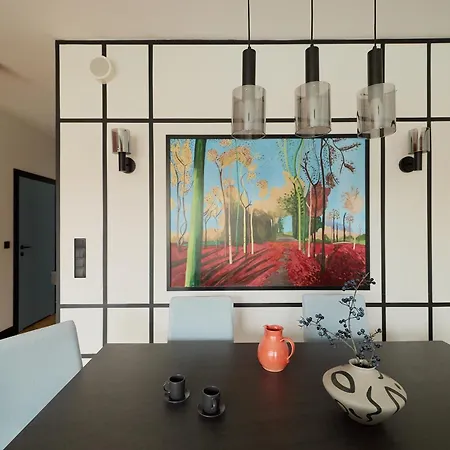 Granaria Premium Riverside & Parking By Downtown Aparthotel