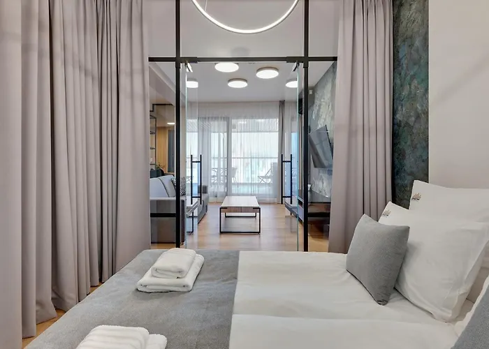 Granaria Premium Riverside & Parking By Downtown