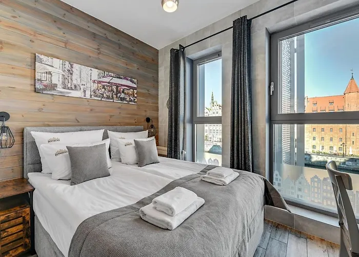 Granaria Premium Riverside & Parking By Downtown 4*