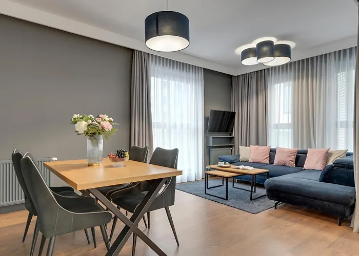 Granaria Premium Riverside & Parking By Downtown 4*