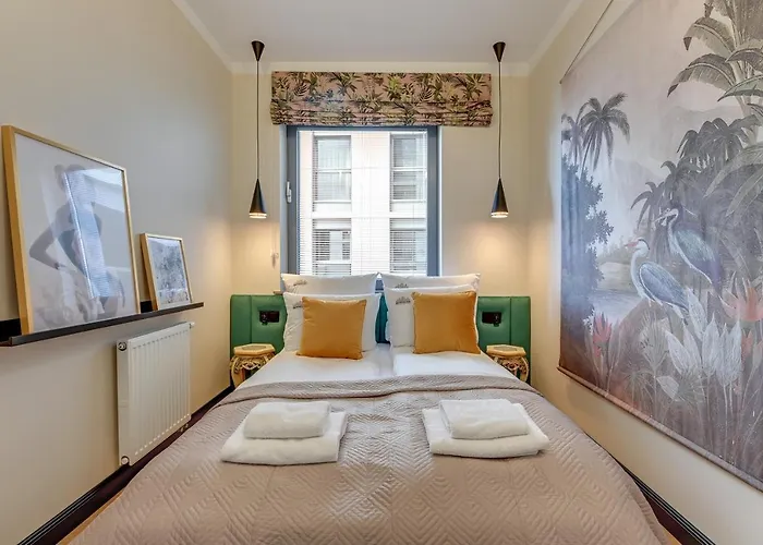 Granaria Premium Riverside & Parking By Downtown Apartahotel 4*